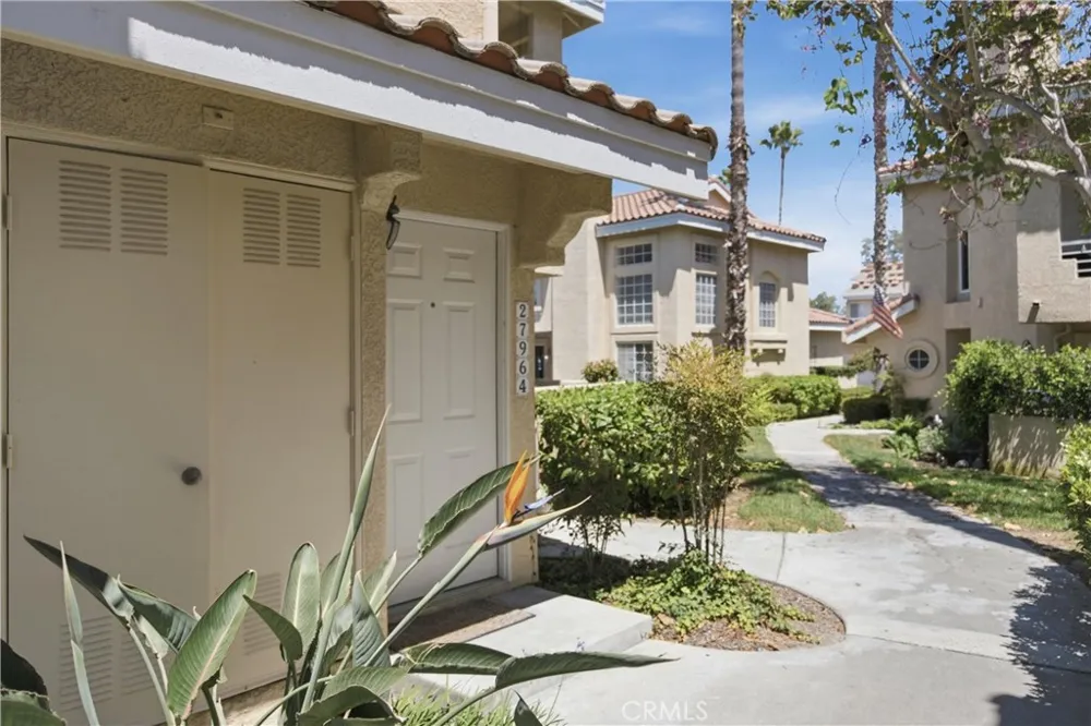 27964 Via Ambrosa Laguna Niguel, CA 92677