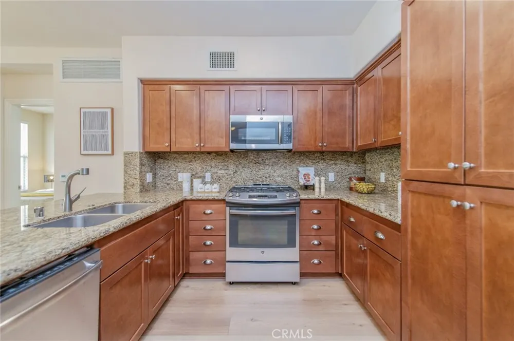 28220 Highridge #204 Rancho Palos Verdes, CA 90275