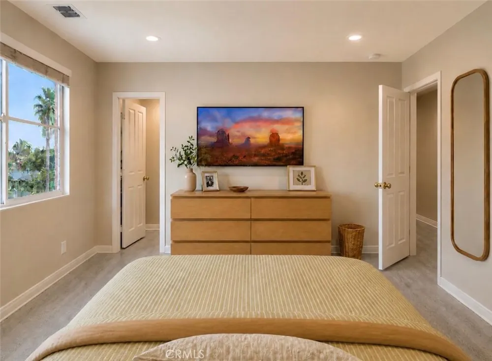 120 S Pacific  Ave #34 Santa Ana, CA 92703