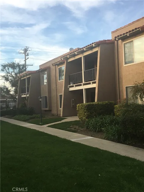 13722 Red Hill #14