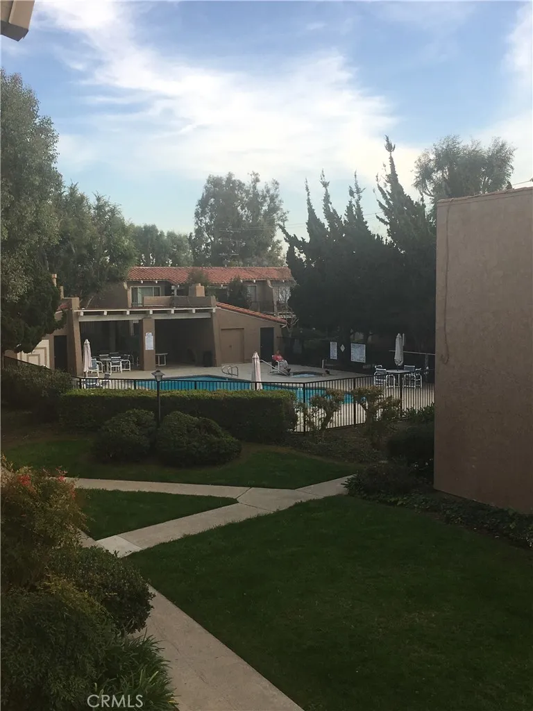 13722 Red Hill #14 Tustin, CA 92780