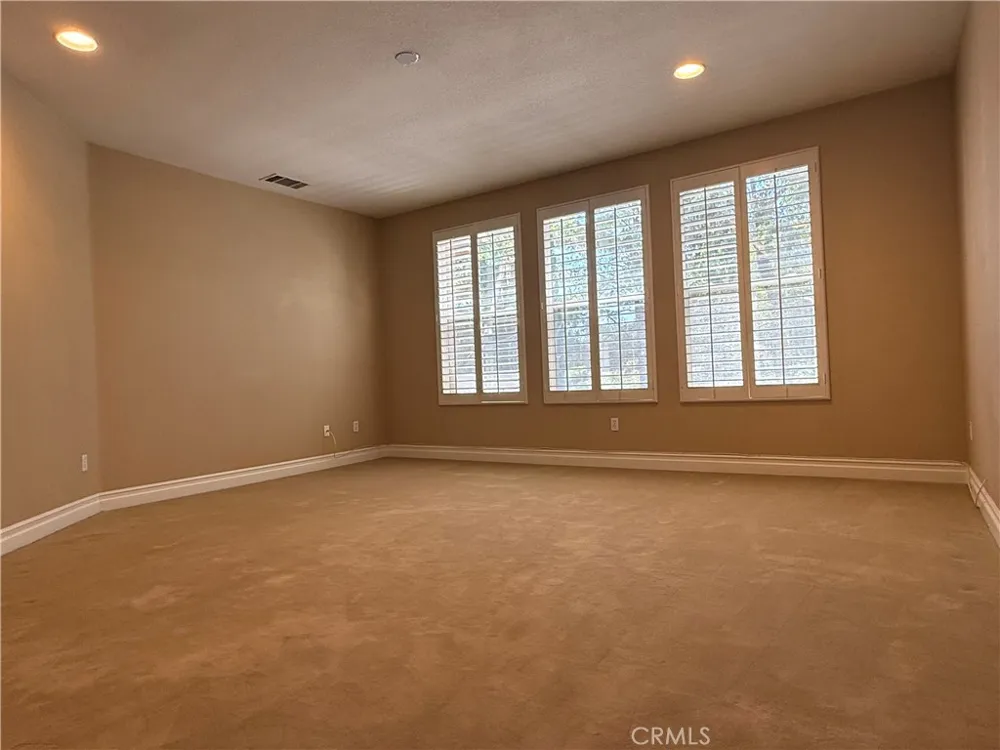 1756 Sandtrap Drive Corona, CA 92883