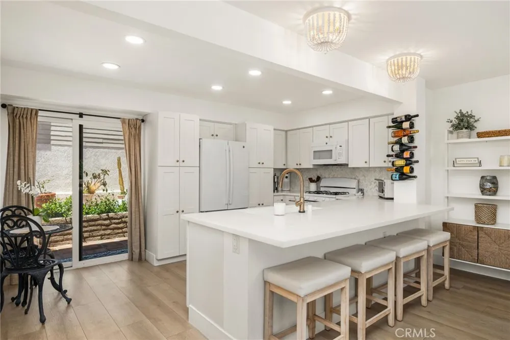 24725 Santa Clara #10 Dana Point, CA 92629