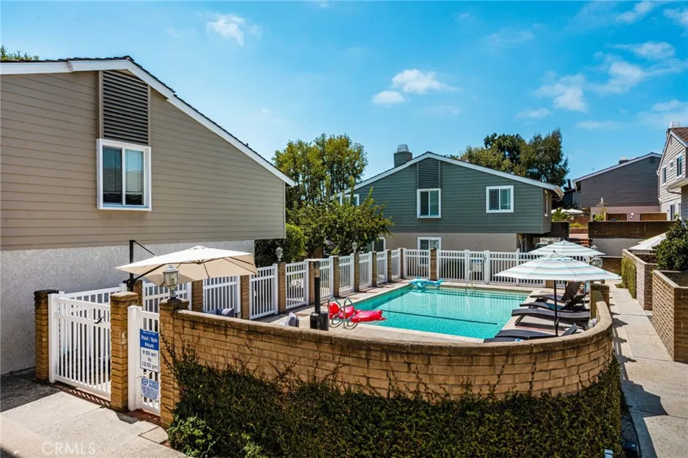 24725 Santa Clara #10 Dana Point, CA 92629