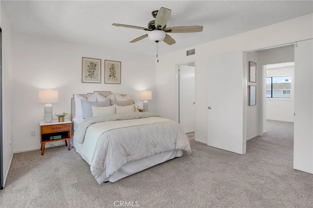 2155 W Banbury Circle Anaheim, CA 92804