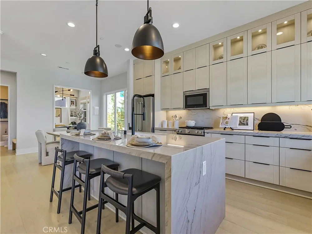 2428 Liv Way Montebello, CA 90640