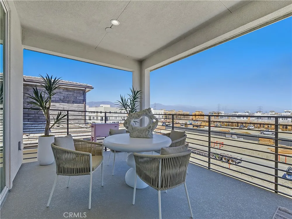 2428 Liv Way Montebello, CA 90640