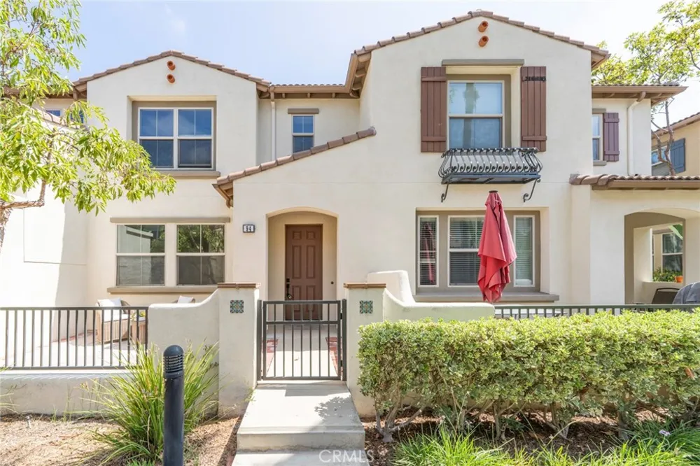 94 Hedge Bloom Irvine, CA 92618