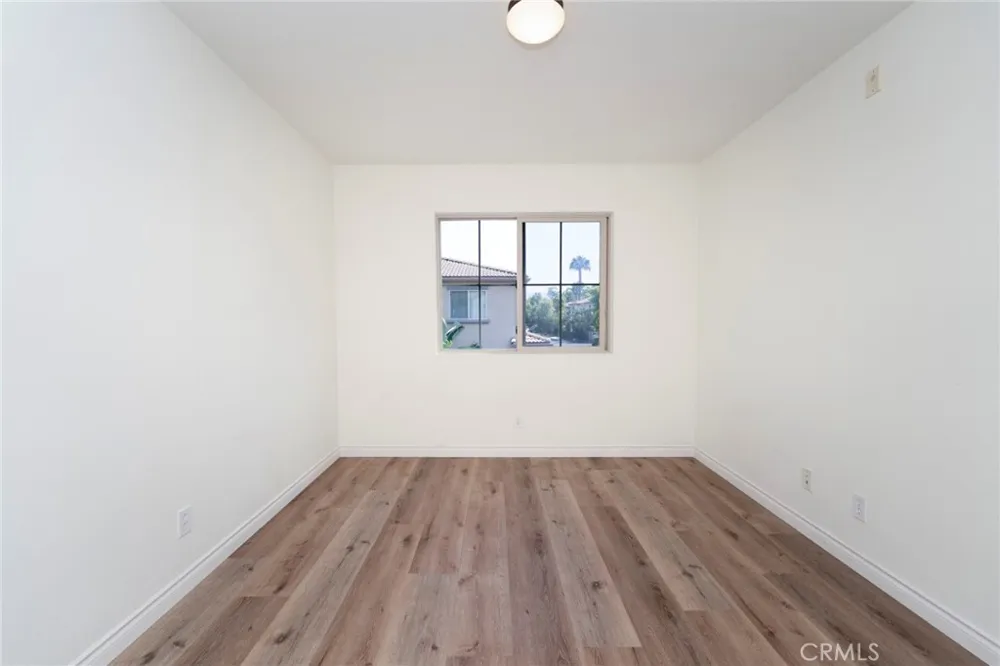 94 Hedge Bloom Irvine, CA 92618