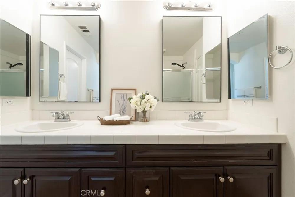 94 Hedge Bloom Irvine, CA 92618