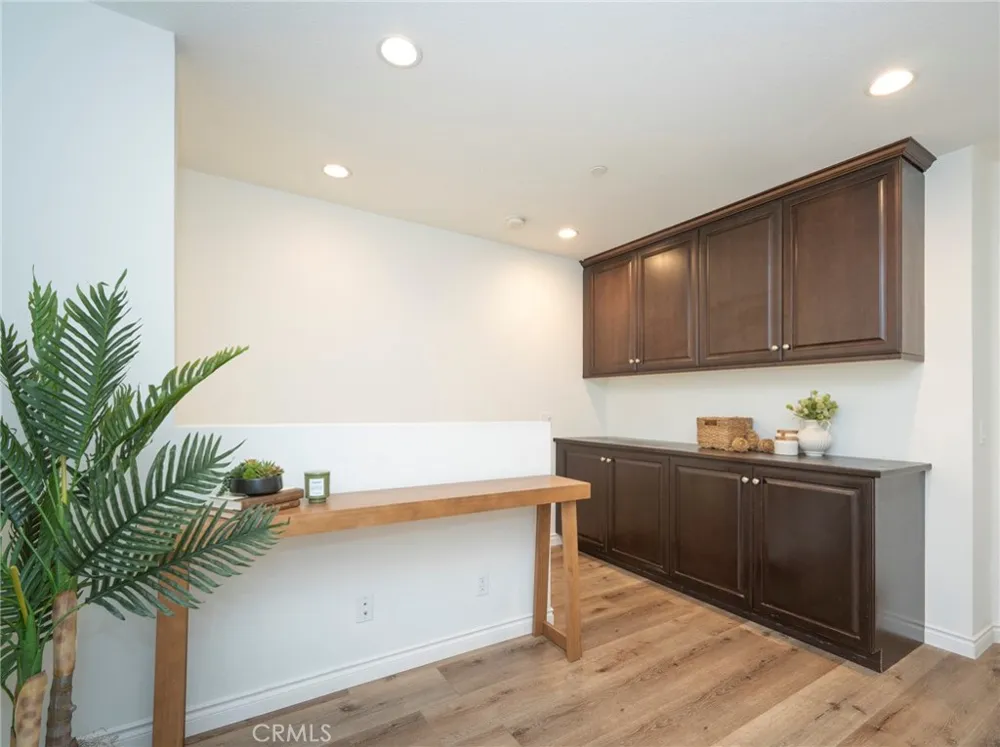 94 Hedge Bloom Irvine, CA 92618