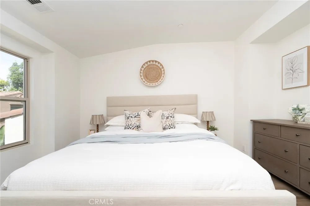 94 Hedge Bloom Irvine, CA 92618