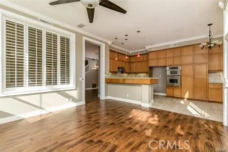 2717 Plumb Tustin, CA 92782