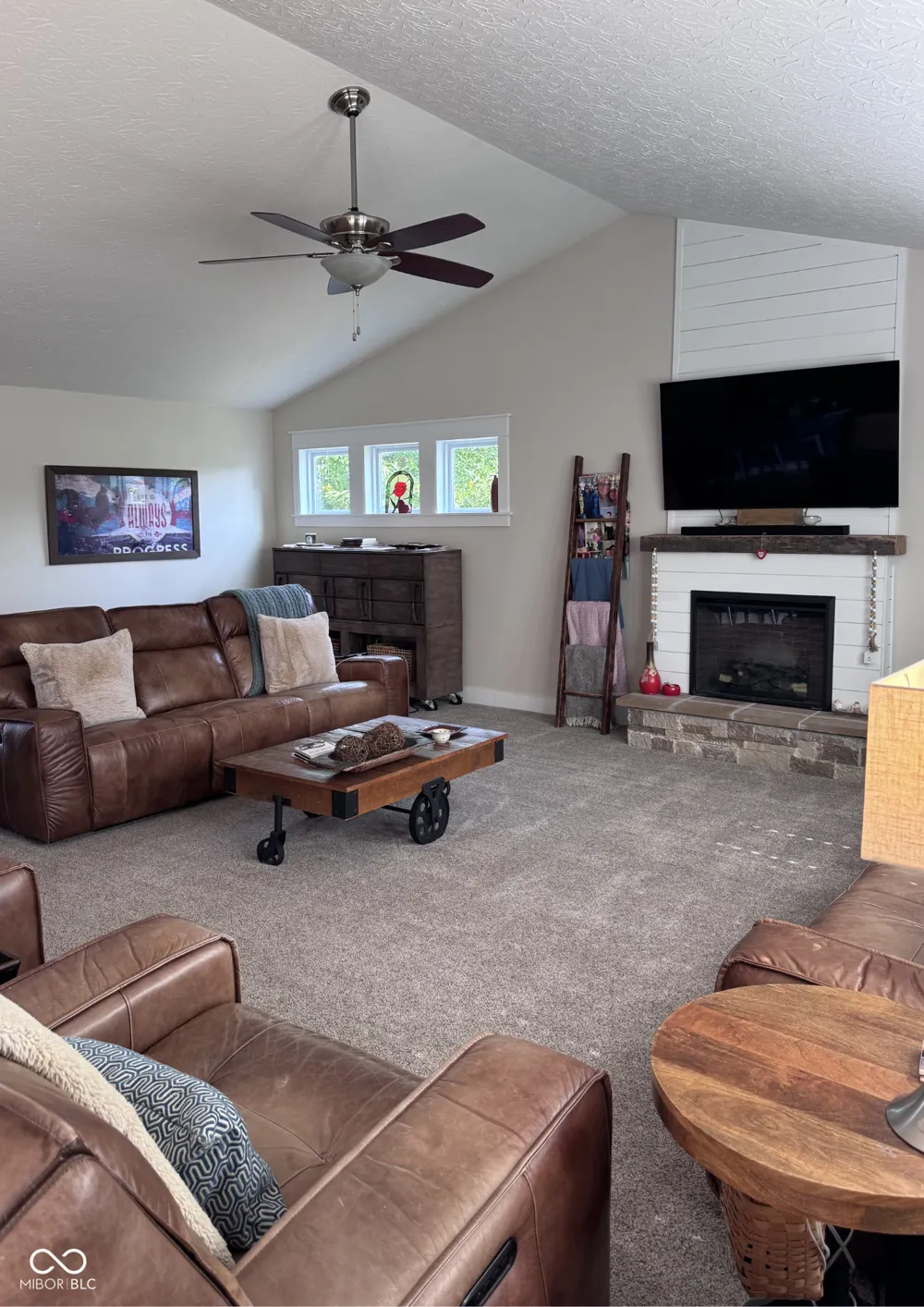2225 Silver Rose Drive Avon, IN 46123