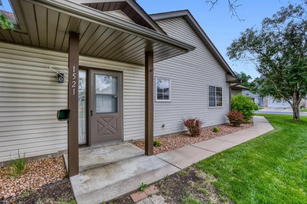 1521 Wyldwood Lane NE Spring Lake Park, MN 55432