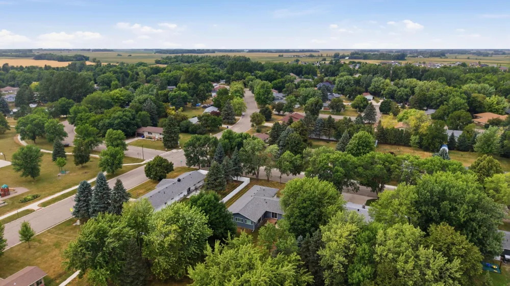 1031 Joseph Street Hawley, MN 56549