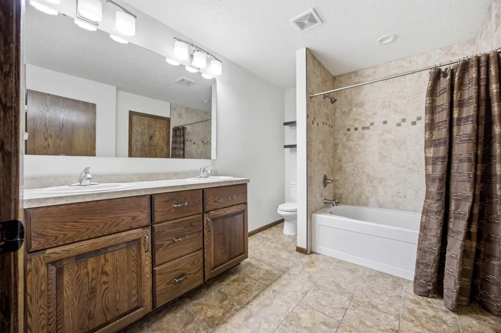 1031 Joseph Street Hawley, MN 56549