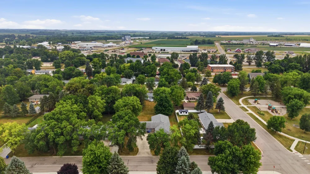 1031 Joseph Street Hawley, MN 56549