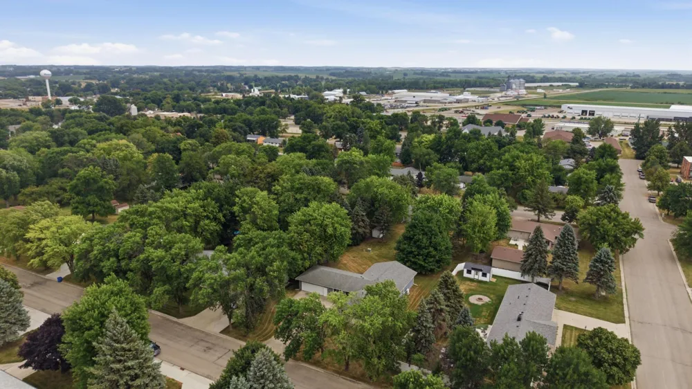 1031 Joseph Street Hawley, MN 56549