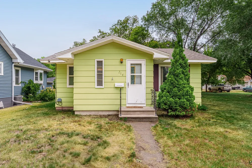 214 4th Street NE Barnesville, MN 56514