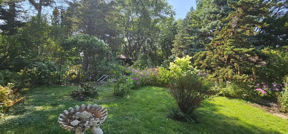571 Century Avenue Maplewood, MN 55119