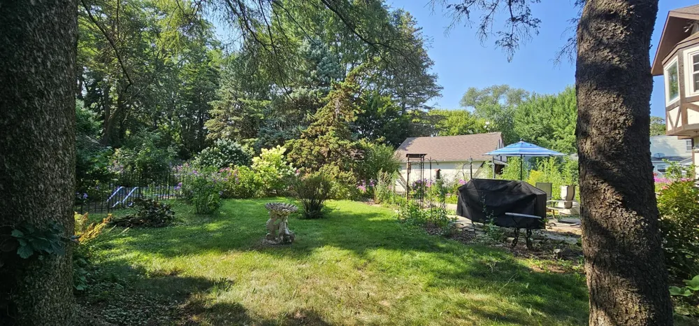 571 Century Avenue Maplewood, MN 55119