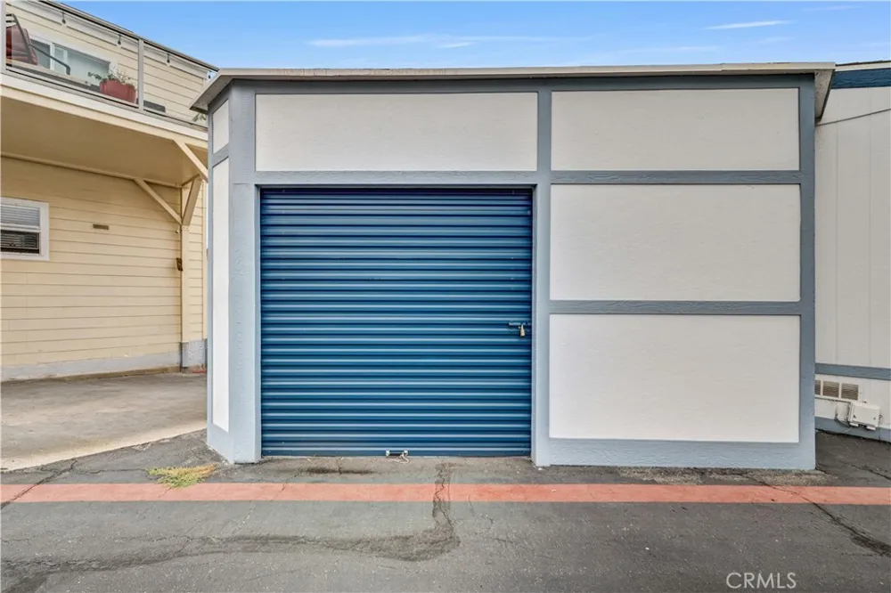 80 Huntington Street #218 Huntington Beach, CA 92648
