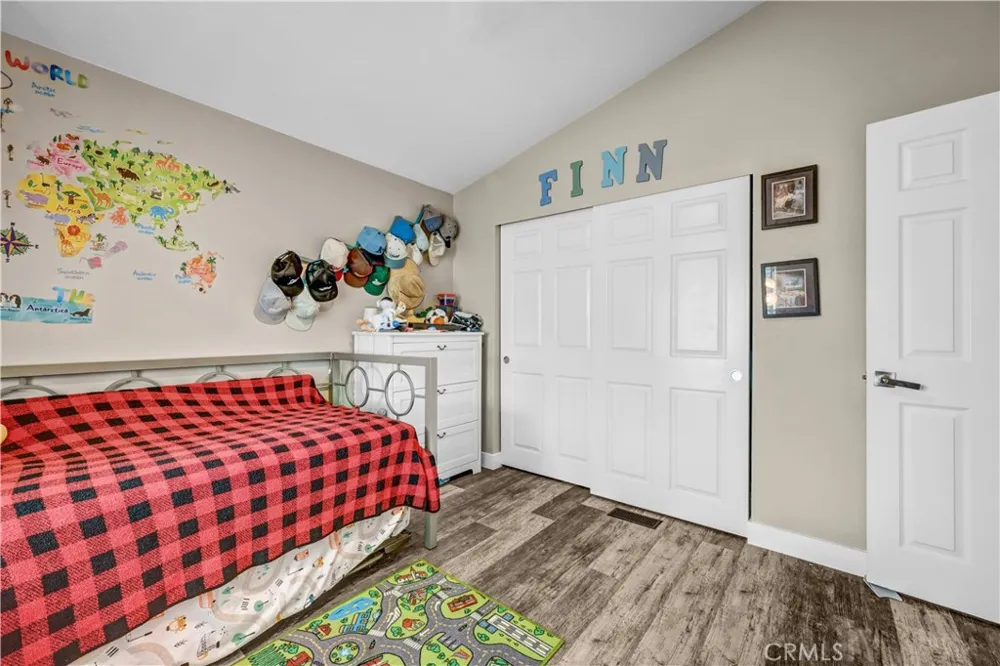 80 Huntington Street #218 Huntington Beach, CA 92648
