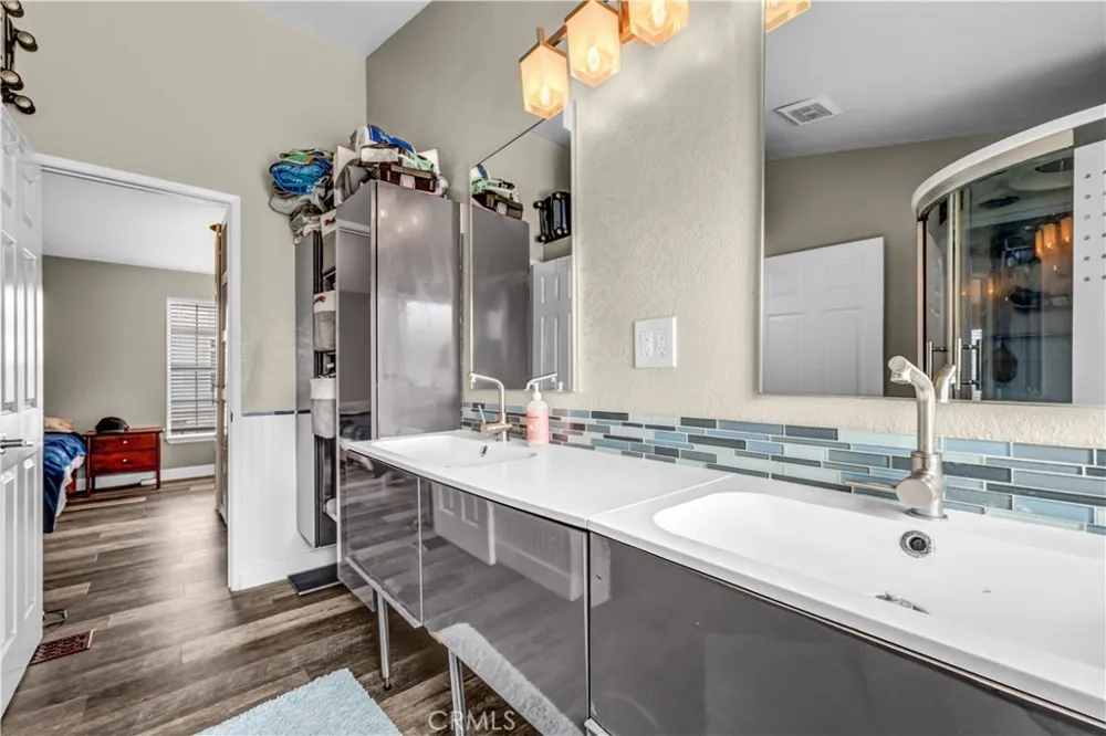 80 Huntington Street #218 Huntington Beach, CA 92648