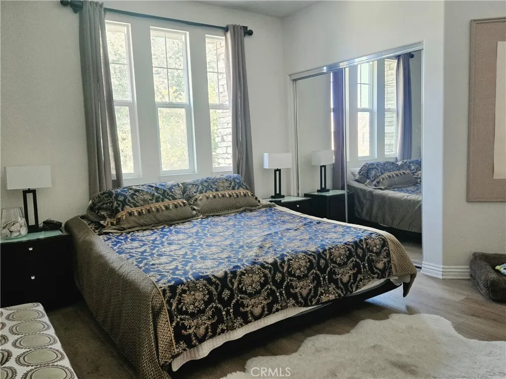 6 Saintsbury Irvine, CA 92602