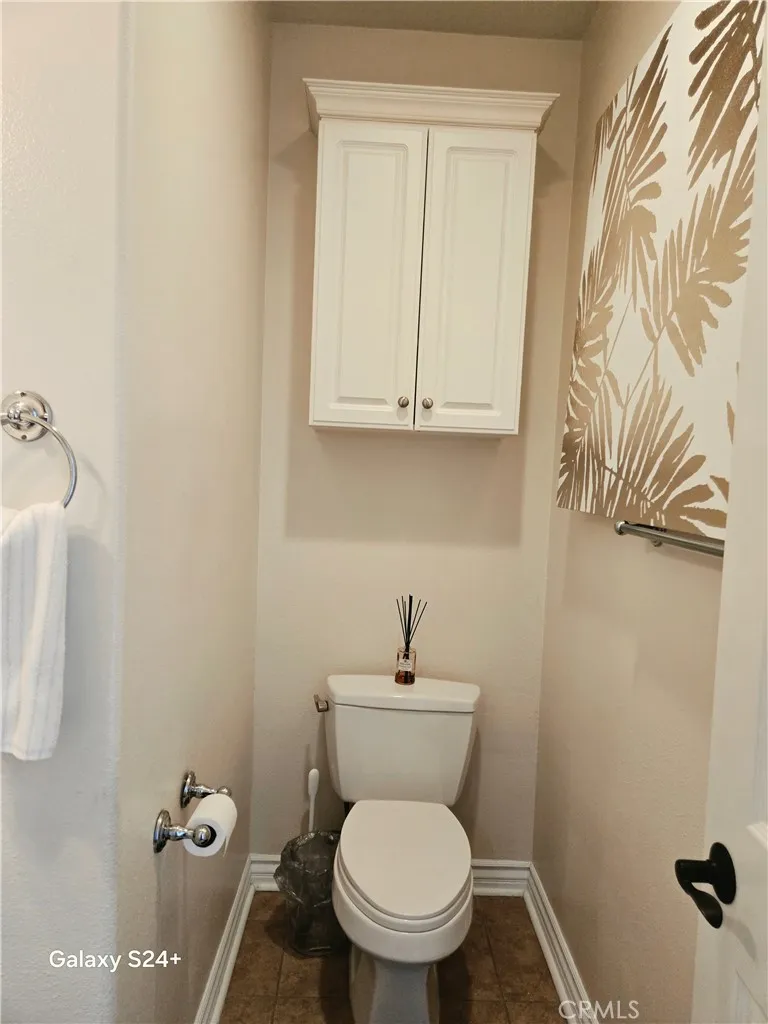 6 Saintsbury Irvine, CA 92602