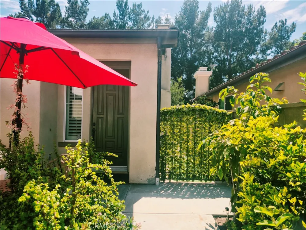 6 Saintsbury Irvine, CA 92602