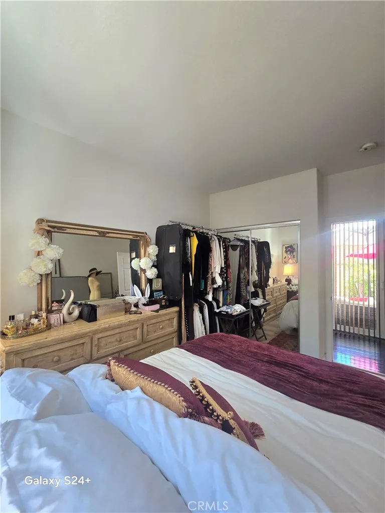 6 Saintsbury Irvine, CA 92602