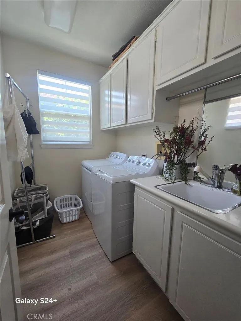 6 Saintsbury Irvine, CA 92602