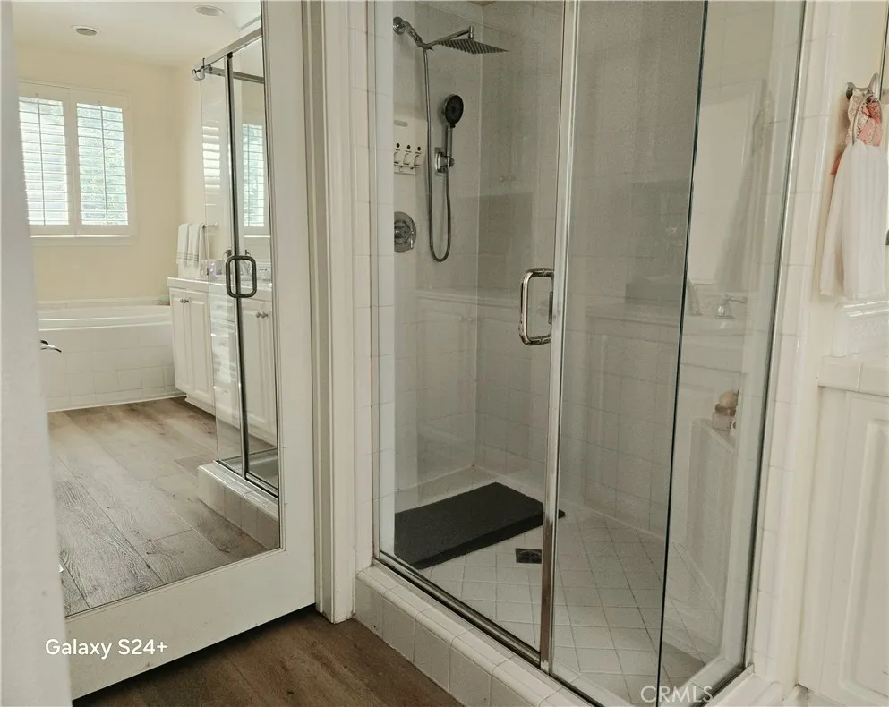6 Saintsbury Irvine, CA 92602