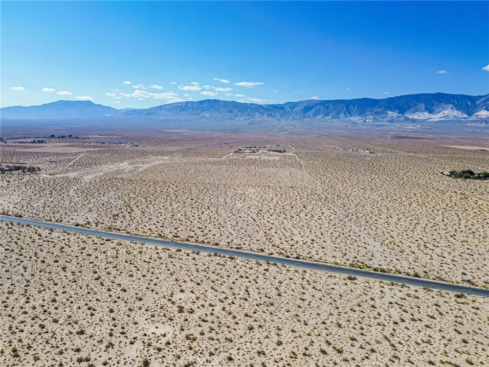 38000 Old Woman Springs Road Lucerne Valley, CA 92356