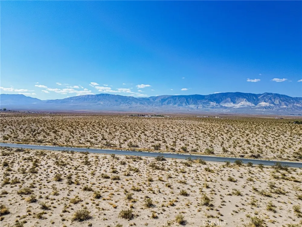 38000 Old Woman Springs Road Lucerne Valley, CA 92356