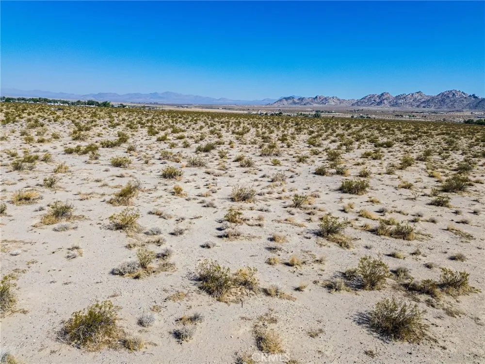 38000 Old Woman Springs Road Lucerne Valley, CA 92356