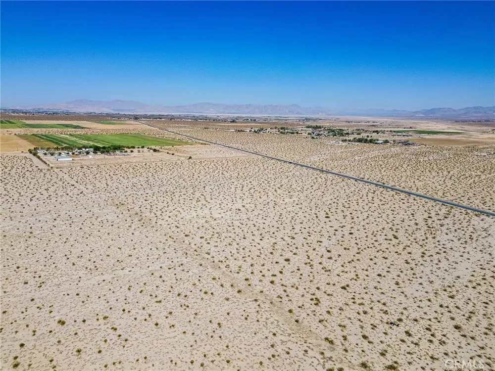38000 Old Woman Springs Road Lucerne Valley, CA 92356