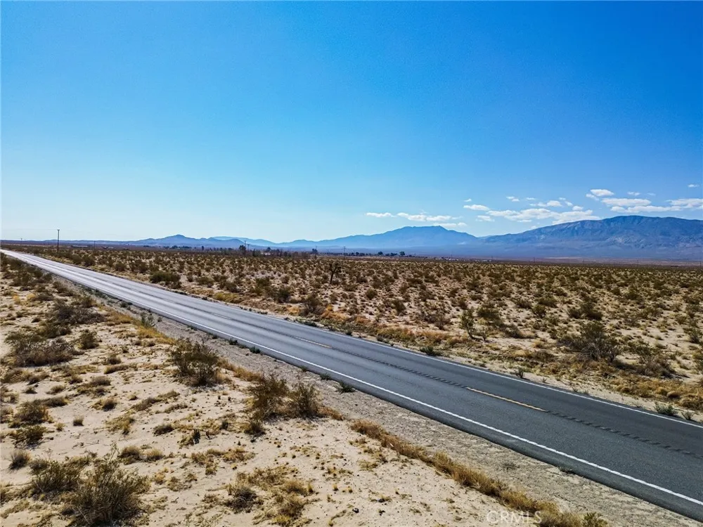 38000 Old Woman Springs Road Lucerne Valley, CA 92356