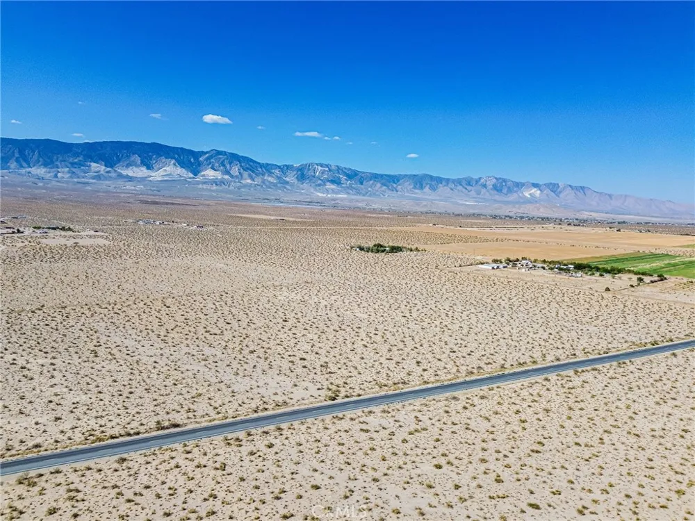 38000 Old Woman Springs Road Lucerne Valley, CA 92356