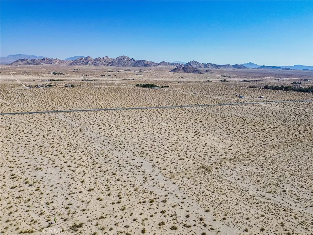 38000 Old Woman Springs Road Lucerne Valley, CA 92356
