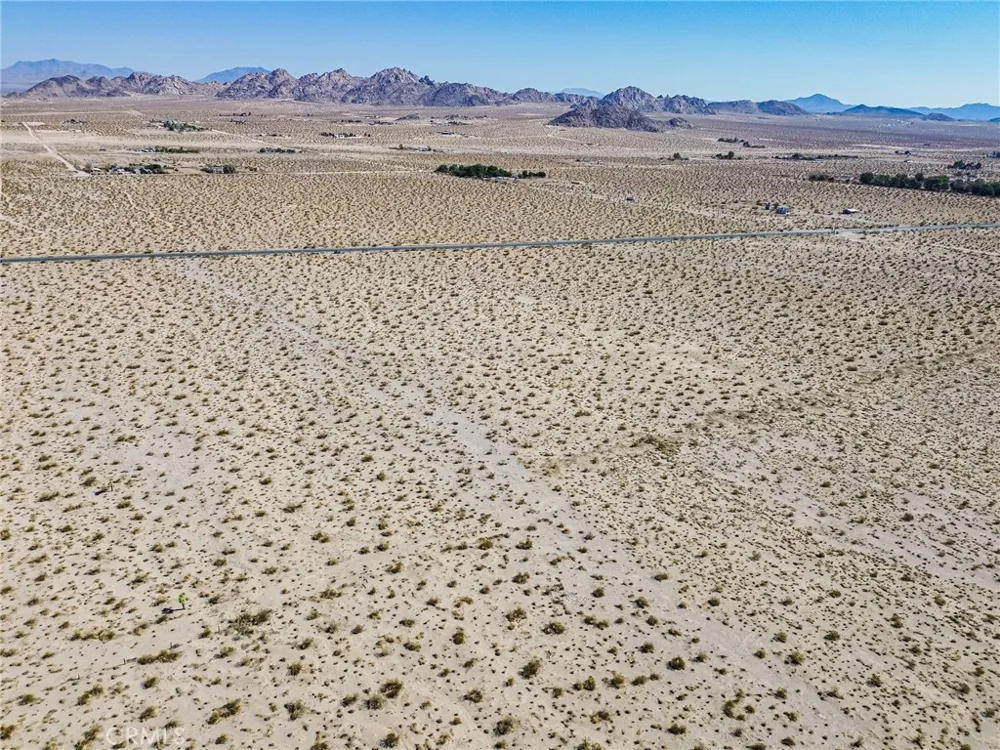 38000 Old Woman Springs Road Lucerne Valley, CA 92356