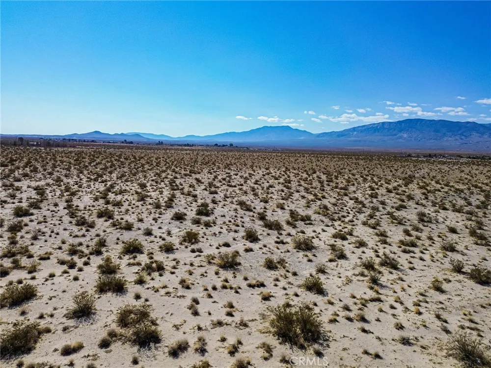 38000 Old Woman Springs Road Lucerne Valley, CA 92356