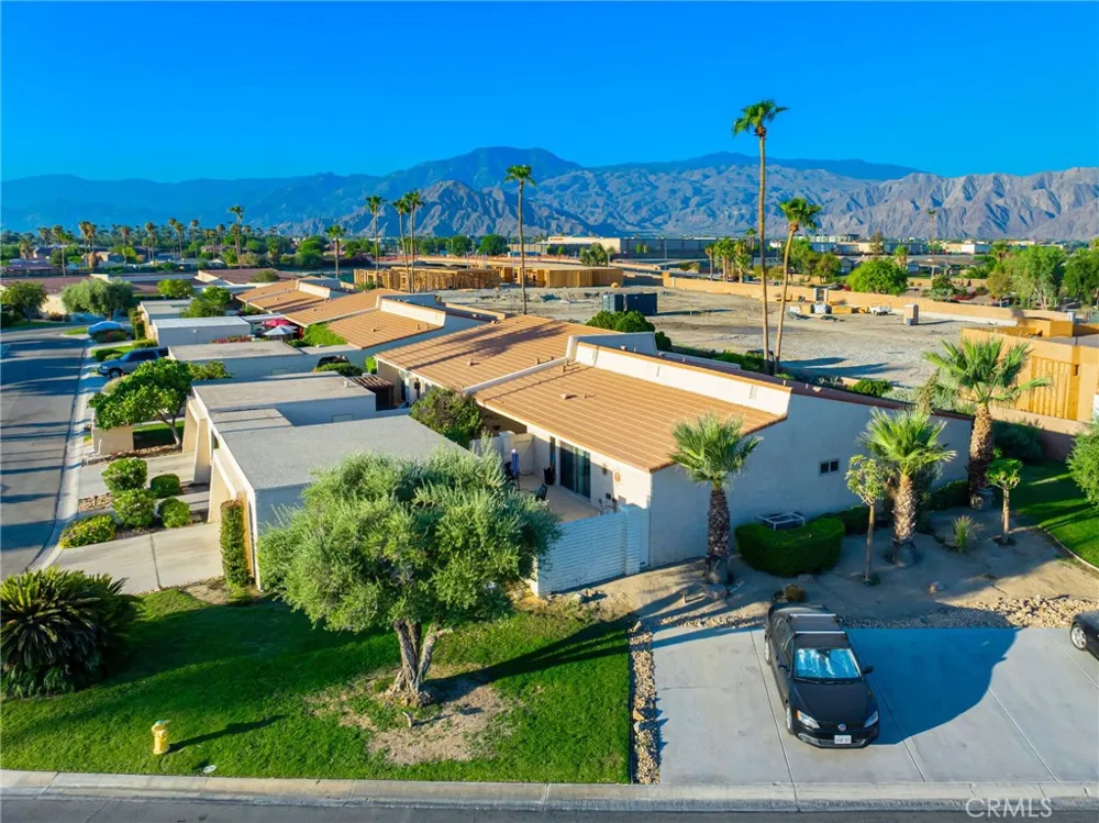 80071 Palm Circle Drive La Quinta, CA 92253