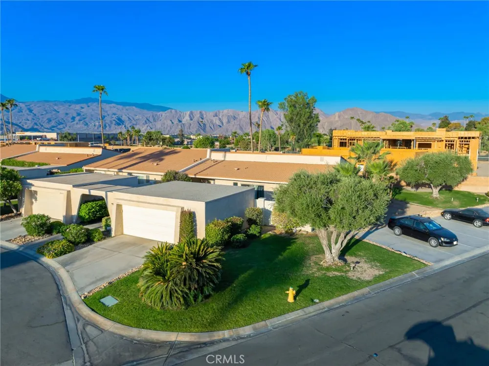 80071 Palm Circle Drive La Quinta, CA 92253