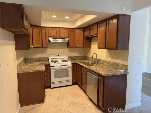 210 Toronto #3 Huntington Beach, CA 92648
