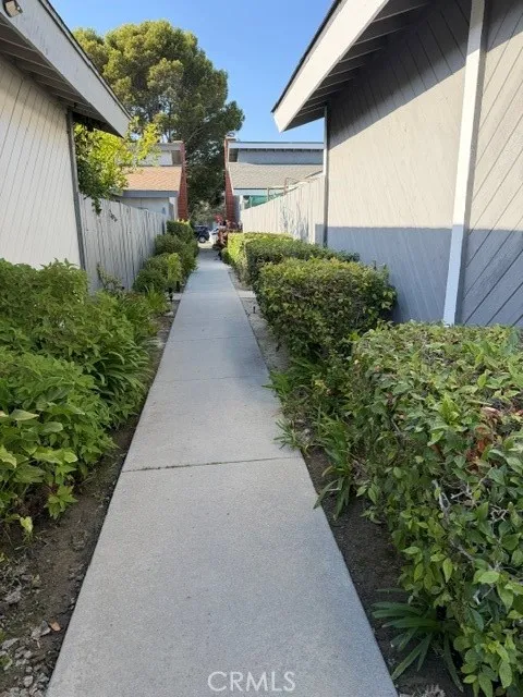 210 Toronto #3 Huntington Beach, CA 92648