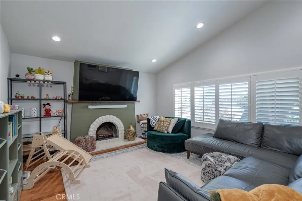 18839 Quince Circle Fountain Valley, CA 92708
