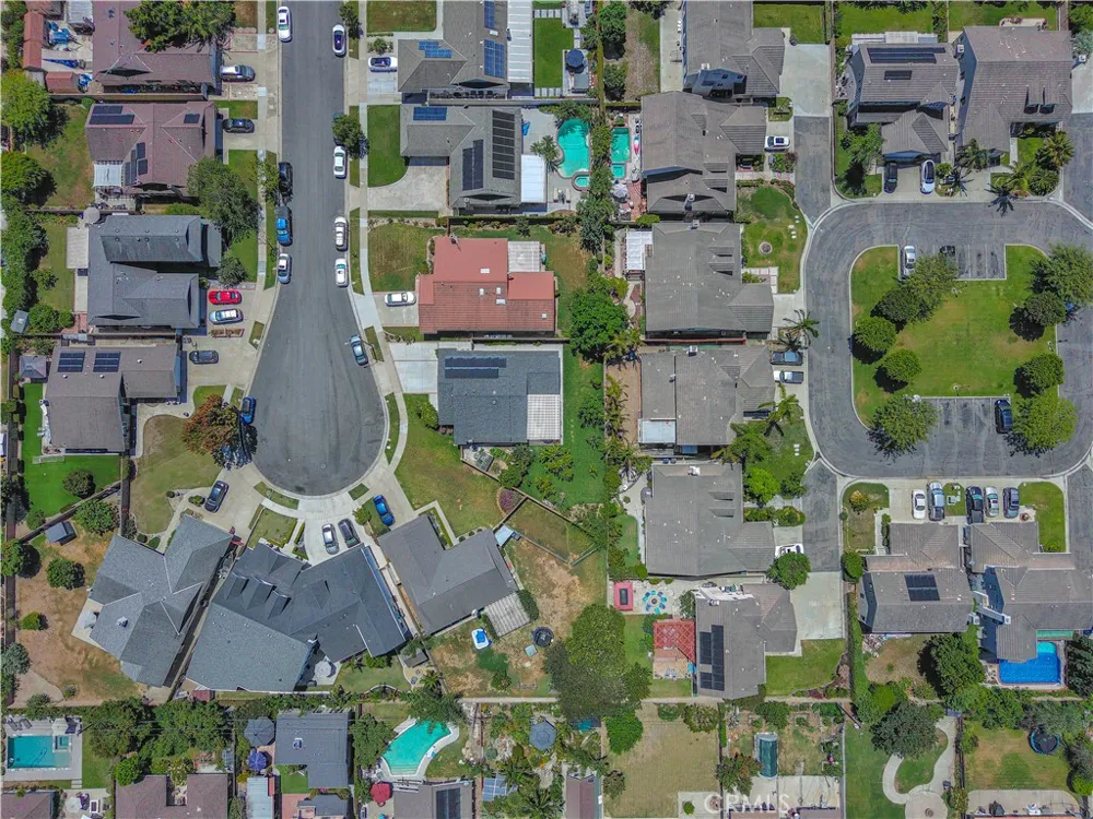 18839 Quince Circle Fountain Valley, CA 92708